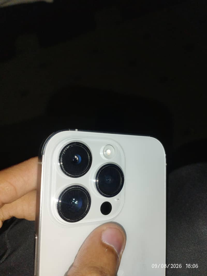 Apple iPhone 14 Pro 9