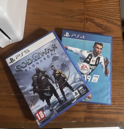 God of War Ragnarok + Fifa 19