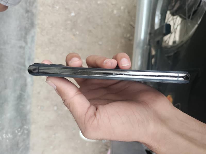 Apple iPhone X 2