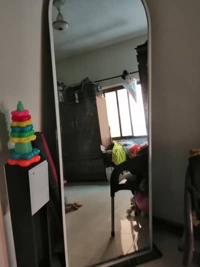 BIG MIRROR / FRAMR