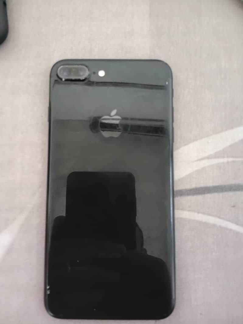 Apple iPhone 7 Plus 0