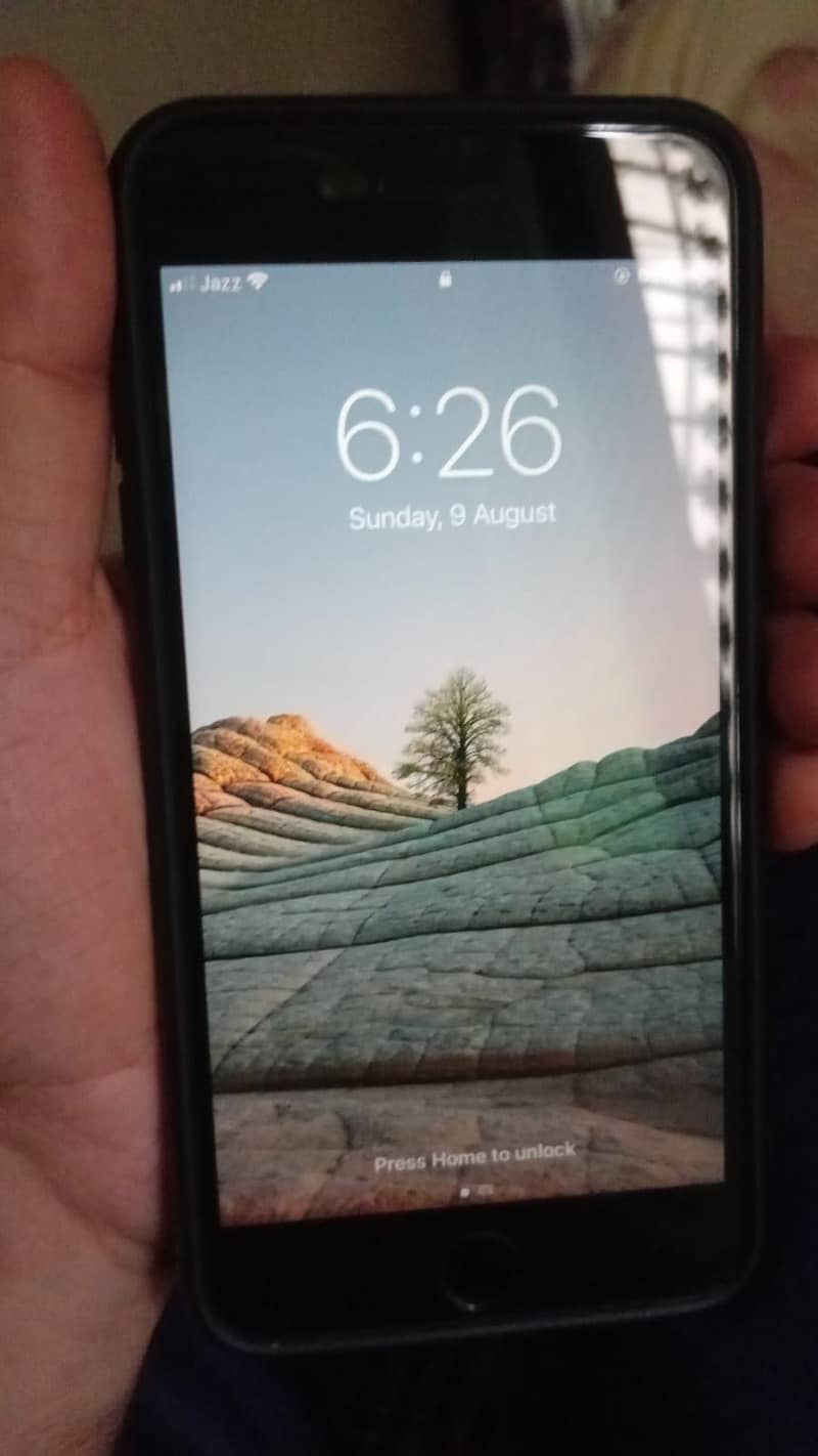 Apple iPhone 7 Plus 1