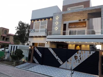 10 MARLA TILED LIKE NEW HOUSE