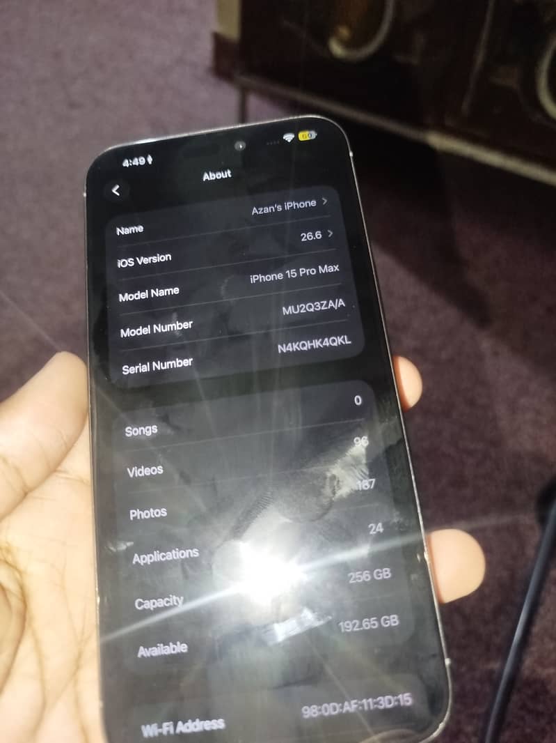 IPhone 15 Pro Max 0