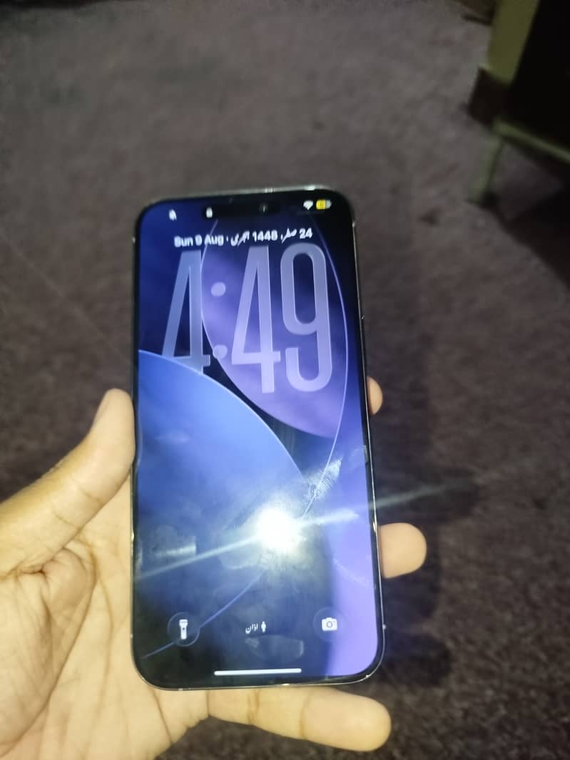 IPhone 15 Pro Max 3