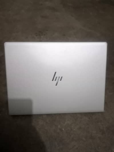 HP Elitebook 830 G5 8/256