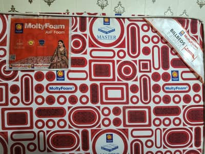 MoltyFoam King Size Mattress – 6 Inch – Excellent Condition