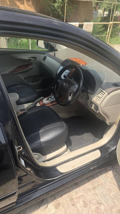 Toyota Corolla Altis 2010