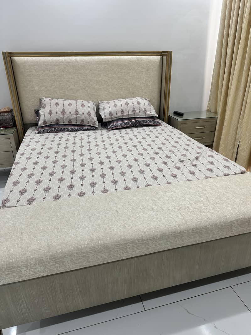 King Bed 1