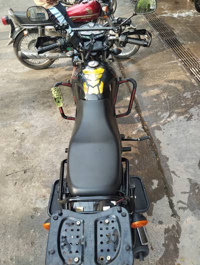 Suzuki GR 150 2025
