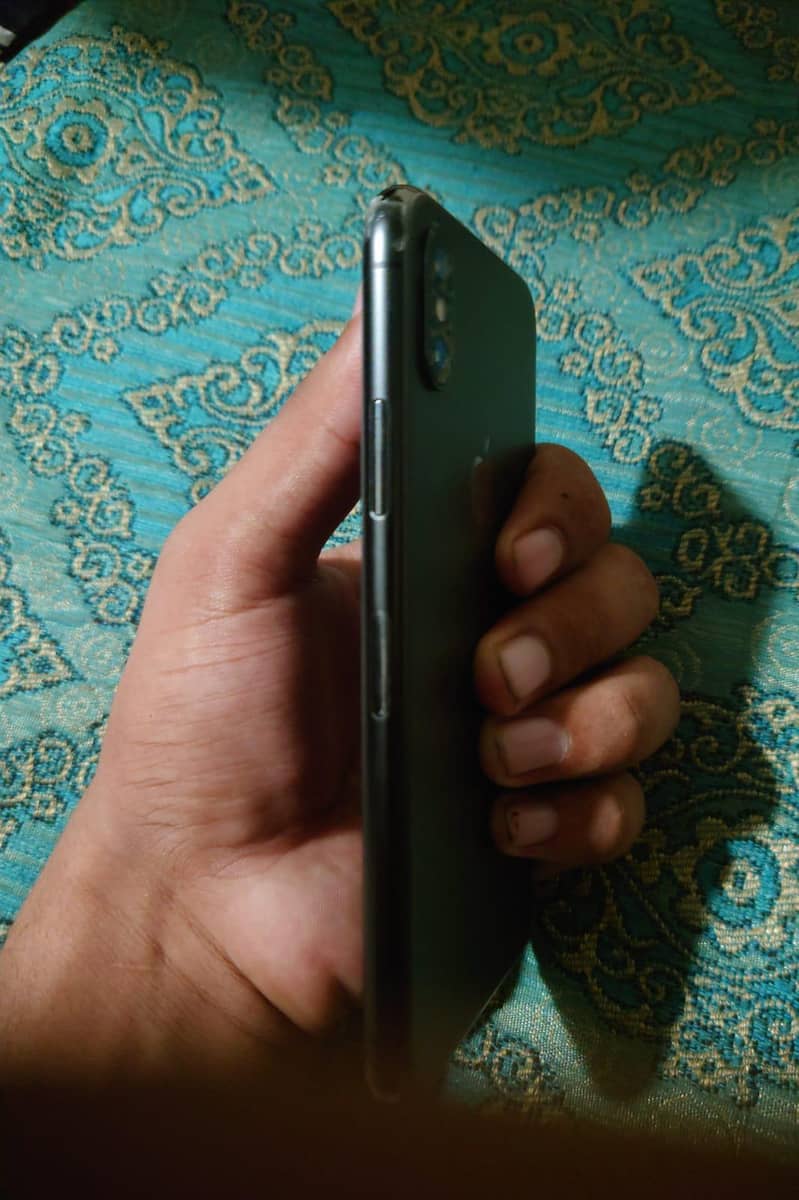 Apple iPhone X 2