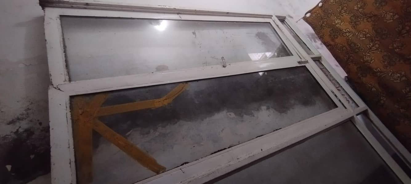 shop door 2
