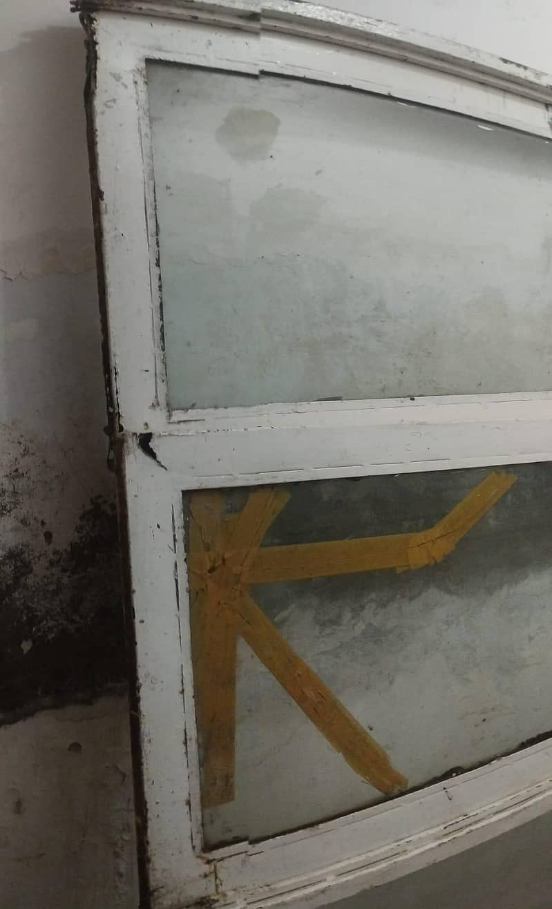 shop door 6