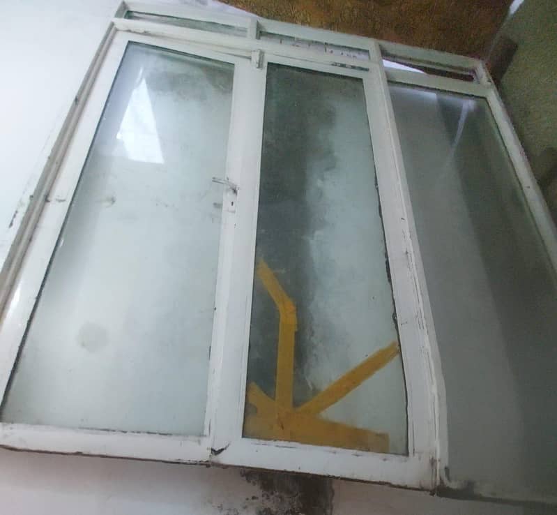 shop door 10