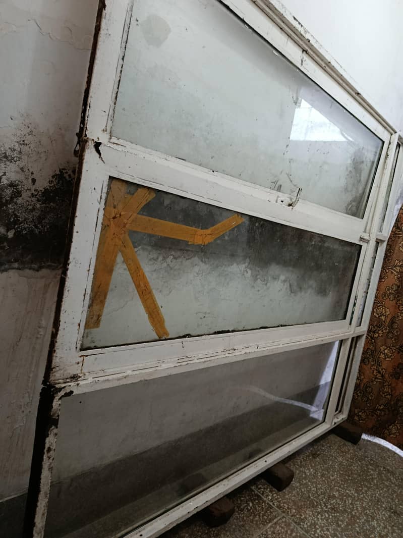 shop door 11