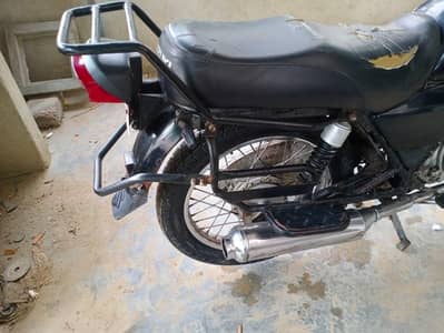 Suzuki 150 CC Bhetrwen condition m