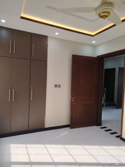 5 Marla Upper Portion Available For Rent