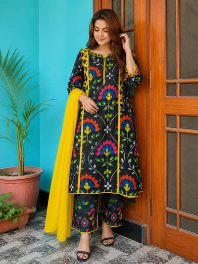 branded 3pec loan dresses avail in cheap price