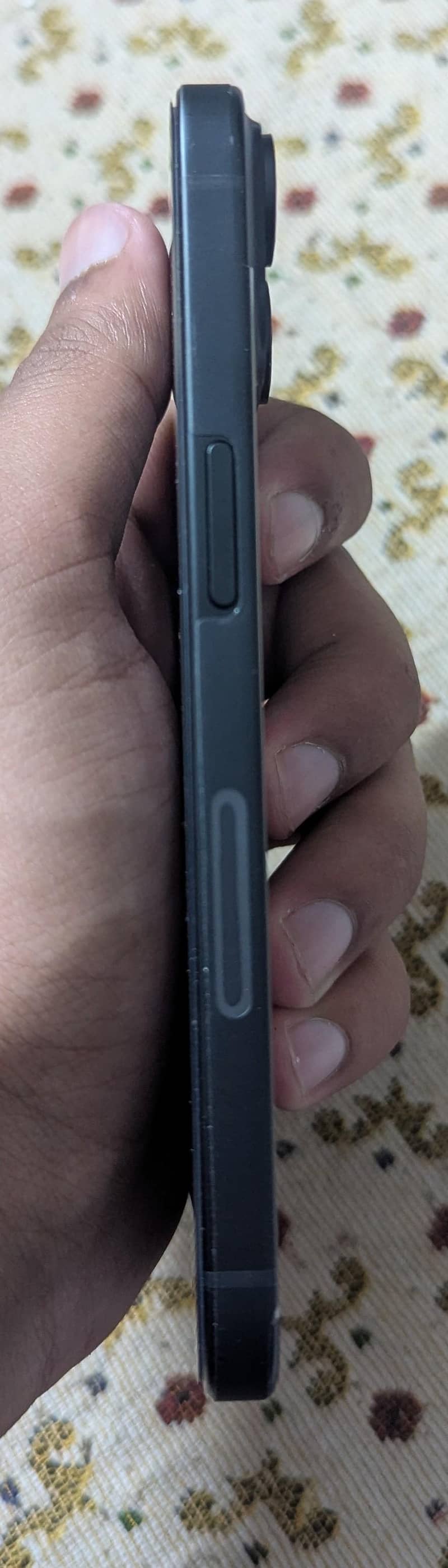Apple iPhone 15 6