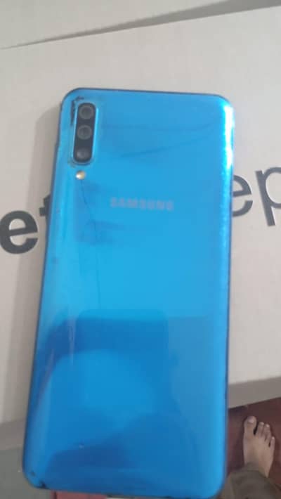 Samsung Mobile A50