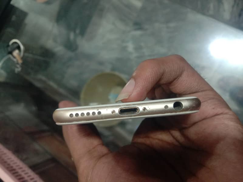 Apple iPhone 6 2