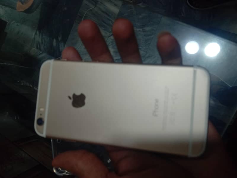 Apple iPhone 6 3