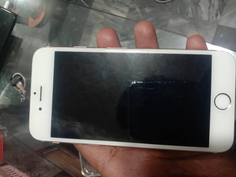 Apple iPhone 6 6