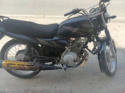 Yamaha yb125 z very good condition