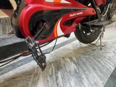 electric bike with panels working conditions 8 by 10