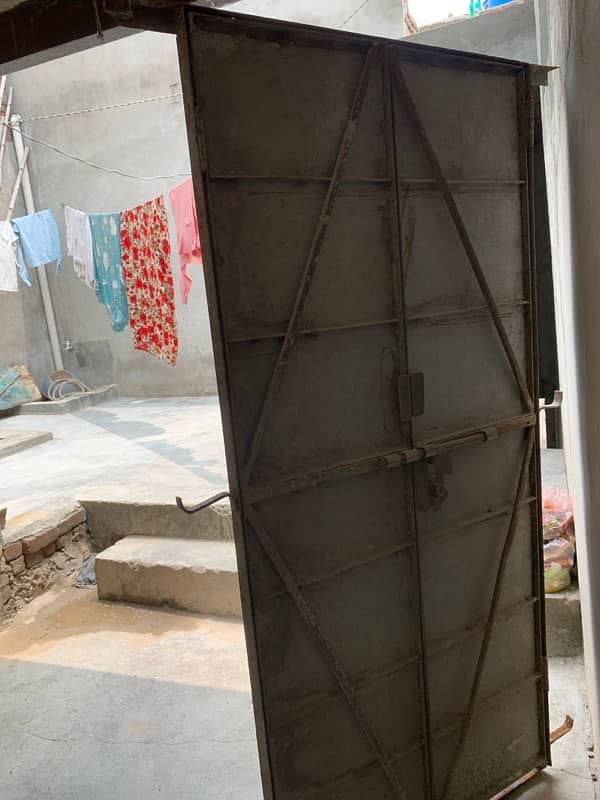 ROOM DOOR 2