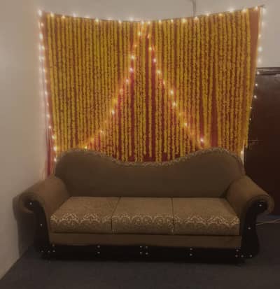 Sofa / Dewaan for sale