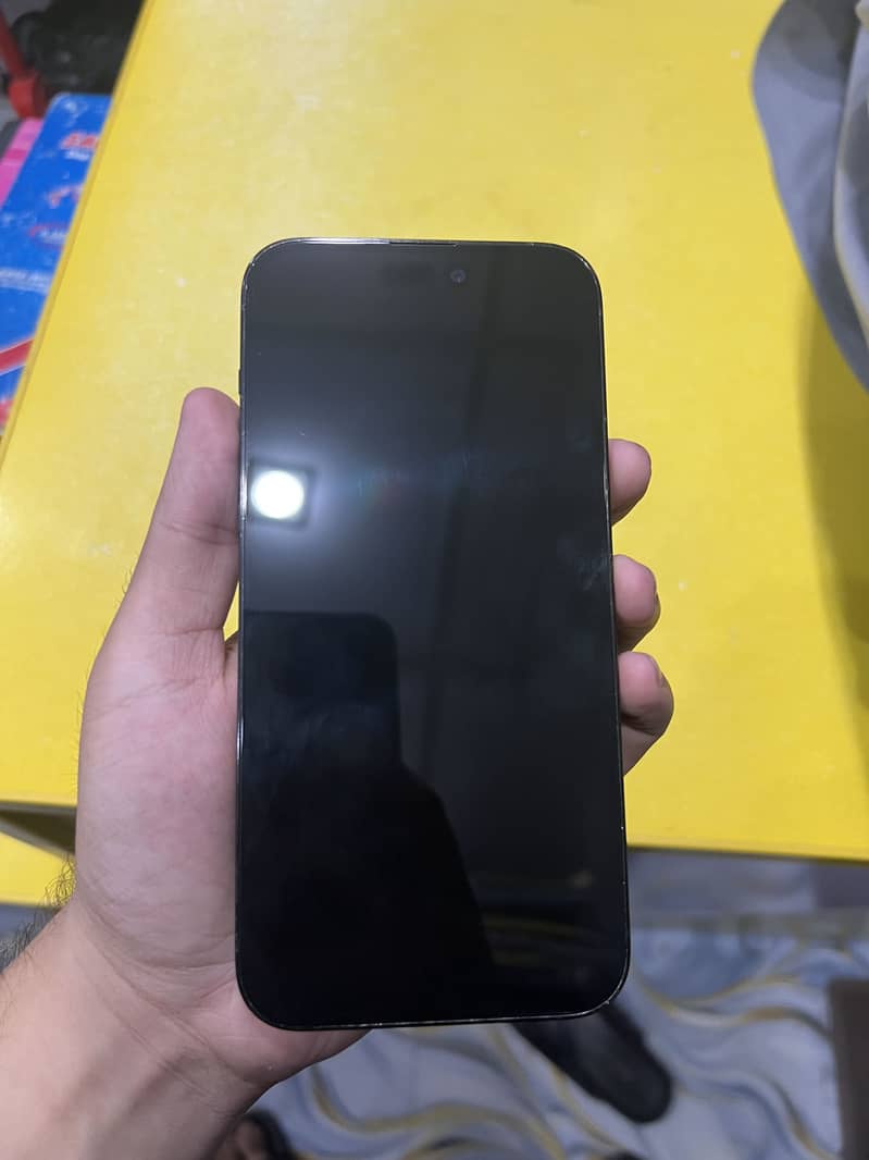 Apple iPhone 14 Pro Max 4