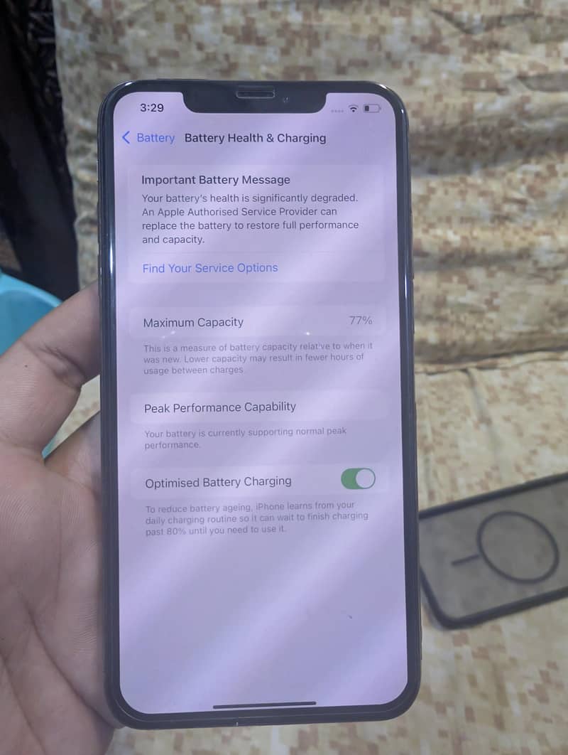 Apple iPhone XS Max 7