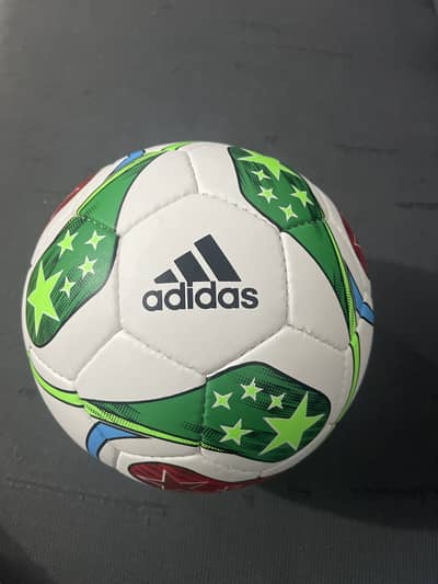Trionda hand stitched ball