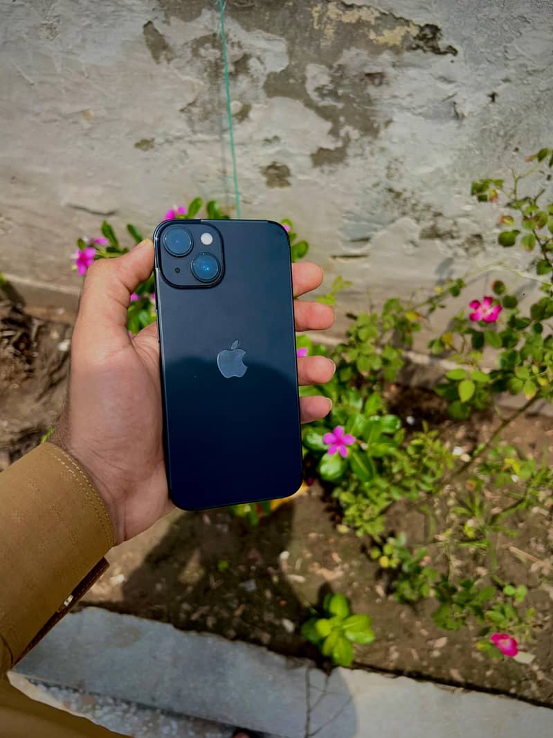 Apple iPhone 14 5