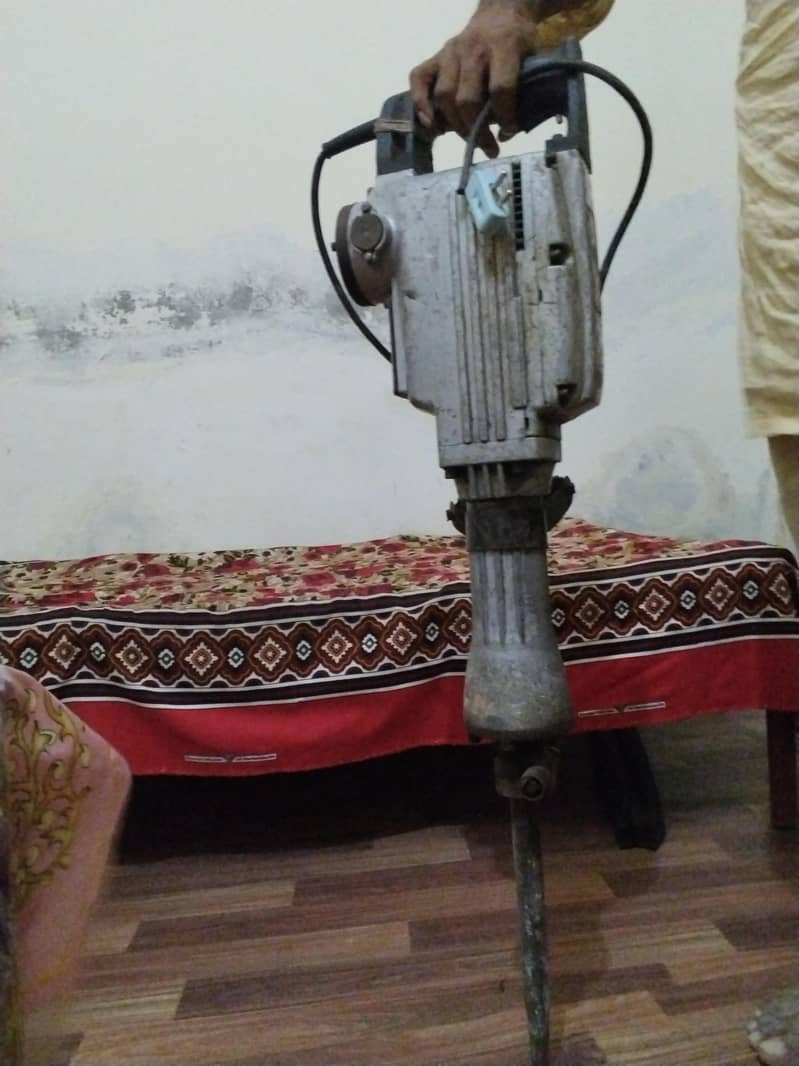 Hilti 1