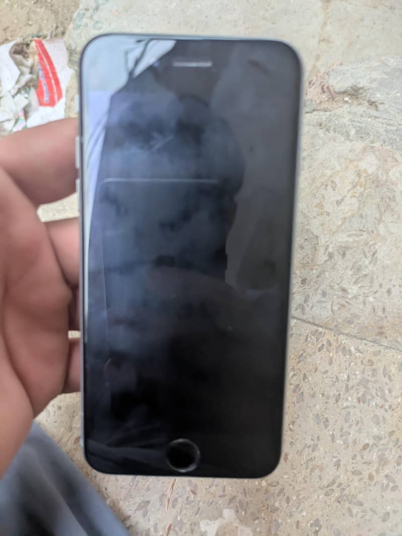 Apple iPhone 6S 5