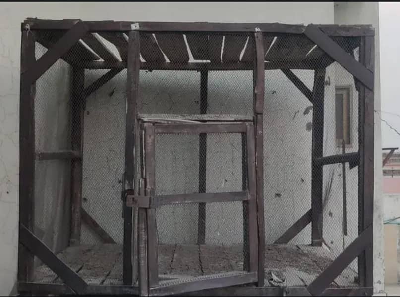 Hen cages 0