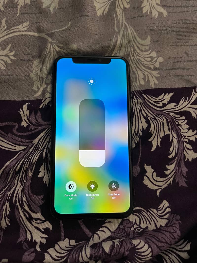 Apple iPhone X 6