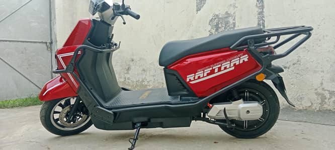 Crown Raftaar Pro 2026 Model (Red Colour) for Sale
