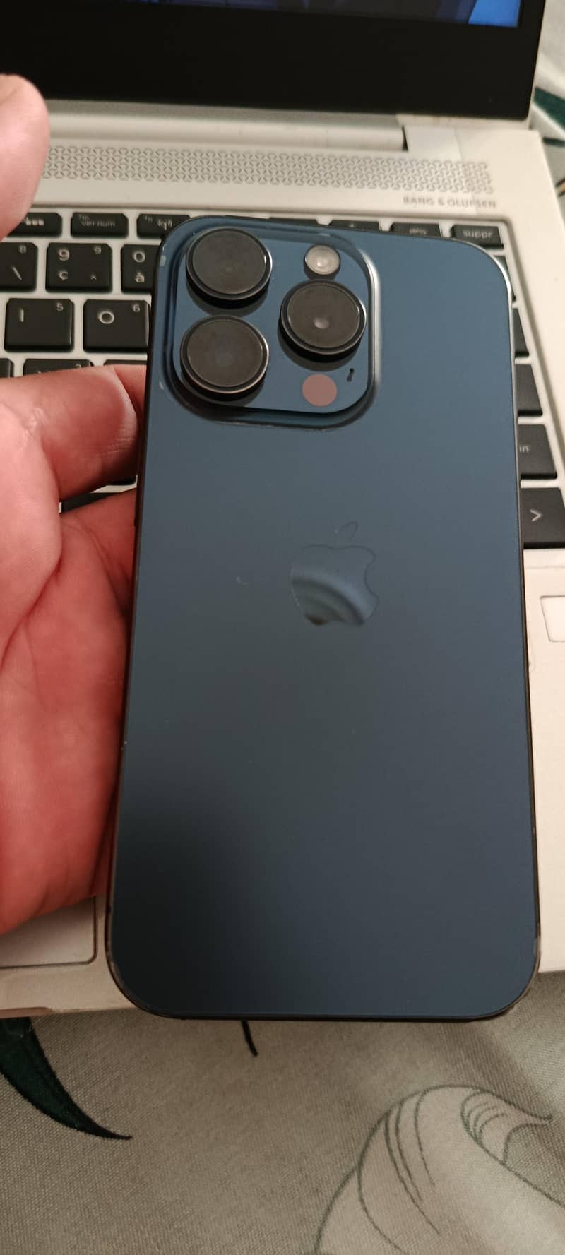 IPhone 15 Pro 1