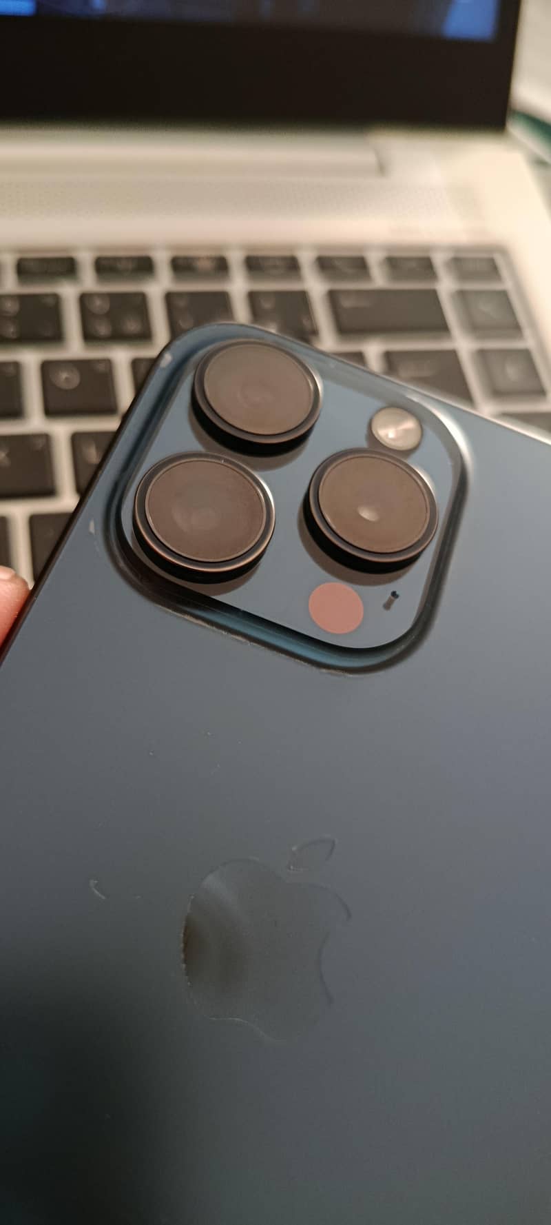 IPhone 15 Pro 2