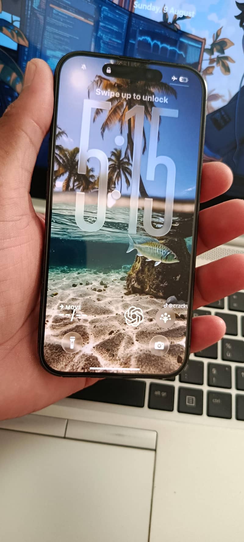 IPhone 15 Pro 4
