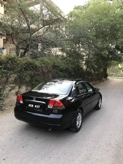 Honda Civic EXi 2004