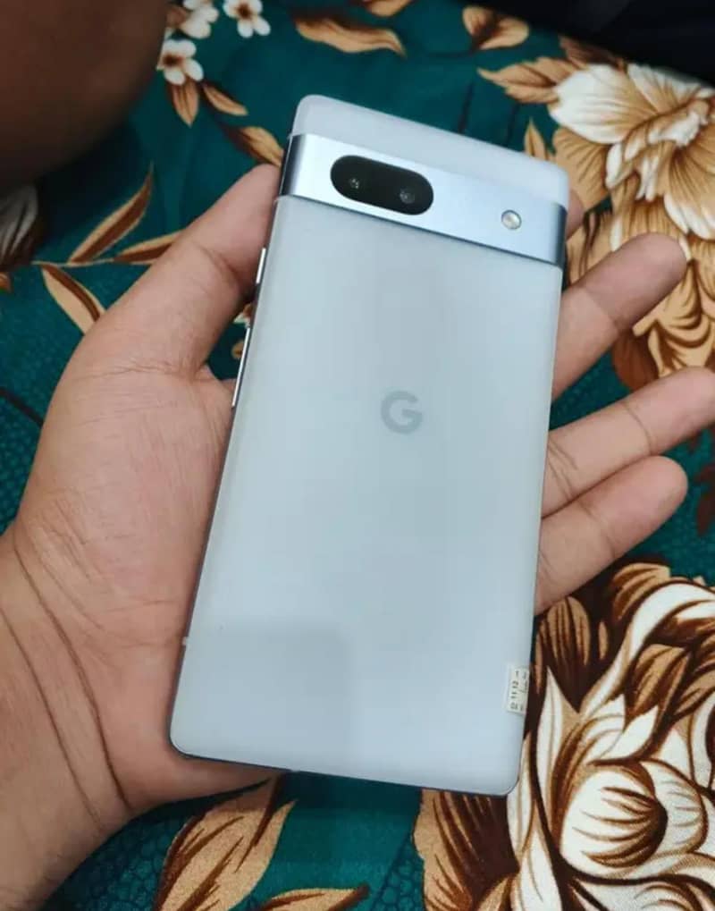 Google Pixel 7a 3