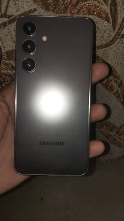 Samsung s24