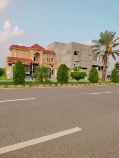 02 Kanal Facing Park Plot LDA Approved Area Sui Gas Grid Charges All Paid Standard Dimensions B Block Phase 2