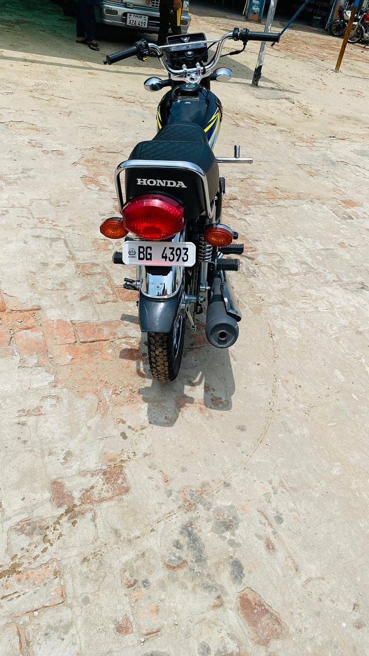 HONDA125 6