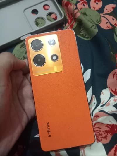 Infinix Note 30