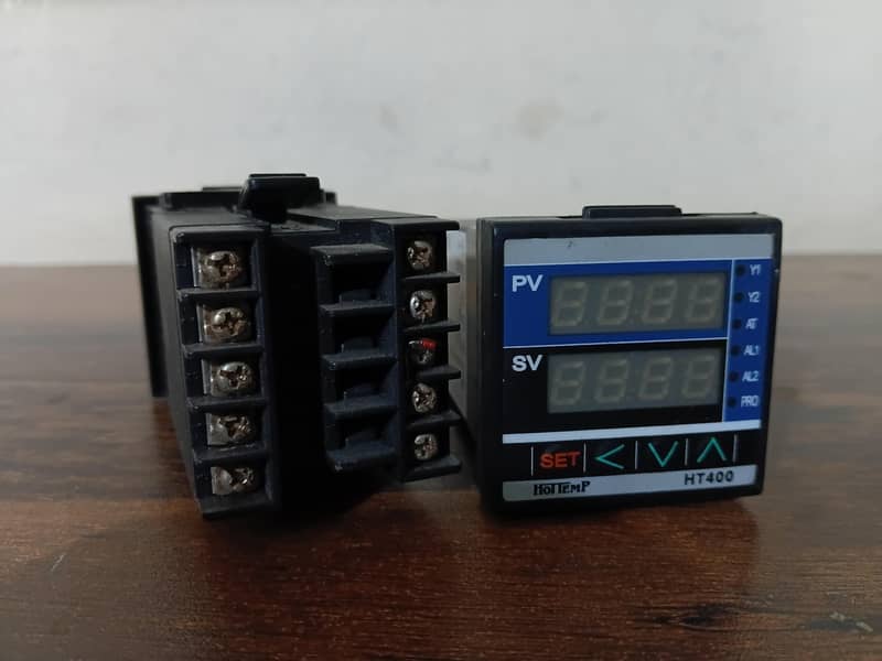 Temperature Controller. 2